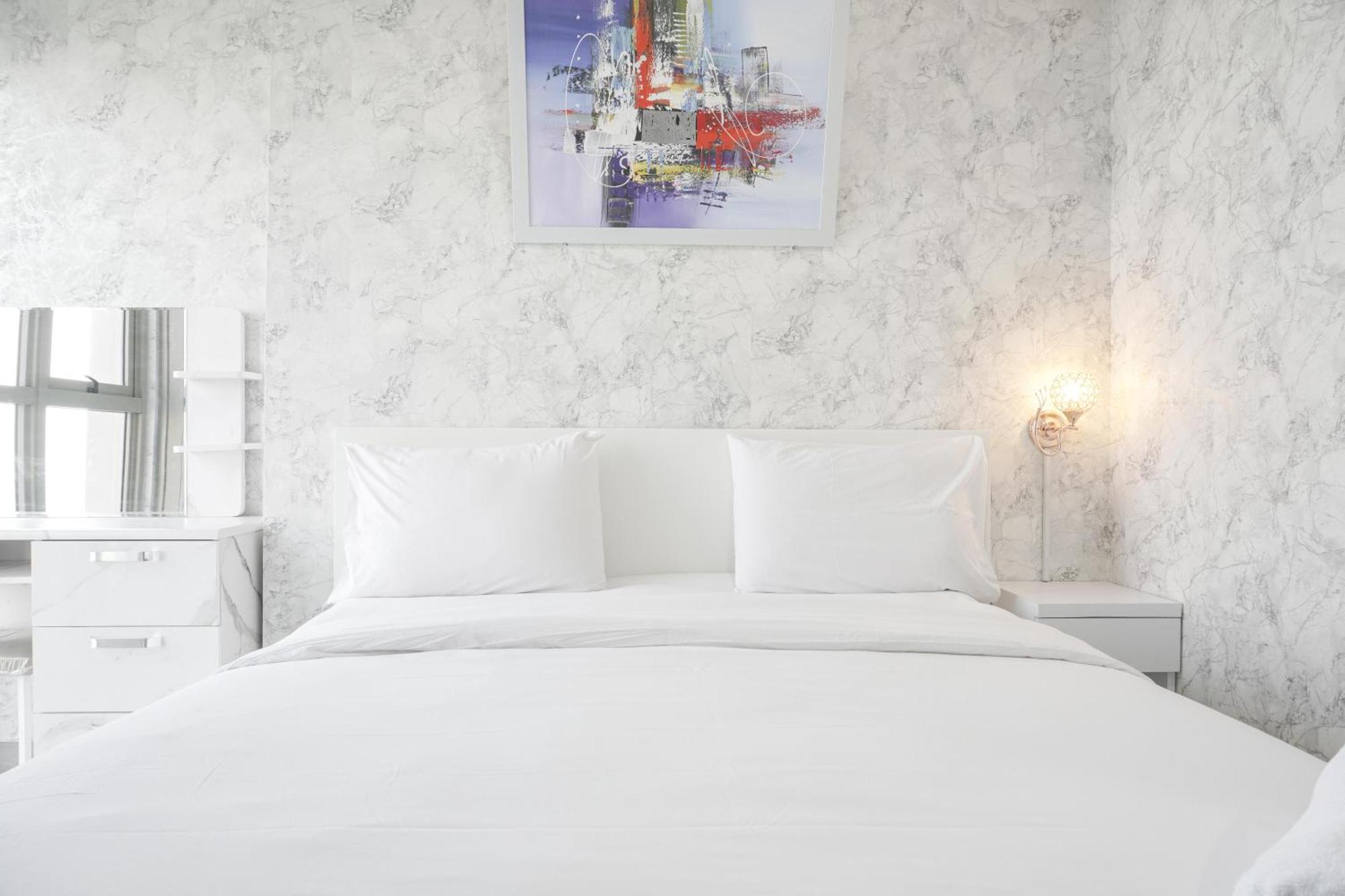 Warm And Elegant 1br At Gold Coast By Travelio *